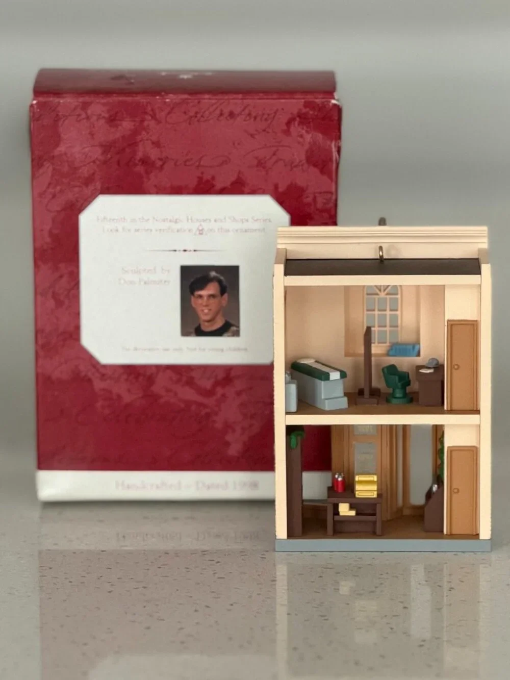Hallmark Ornament Nostalgic Houses and Shops Grocery Store #15